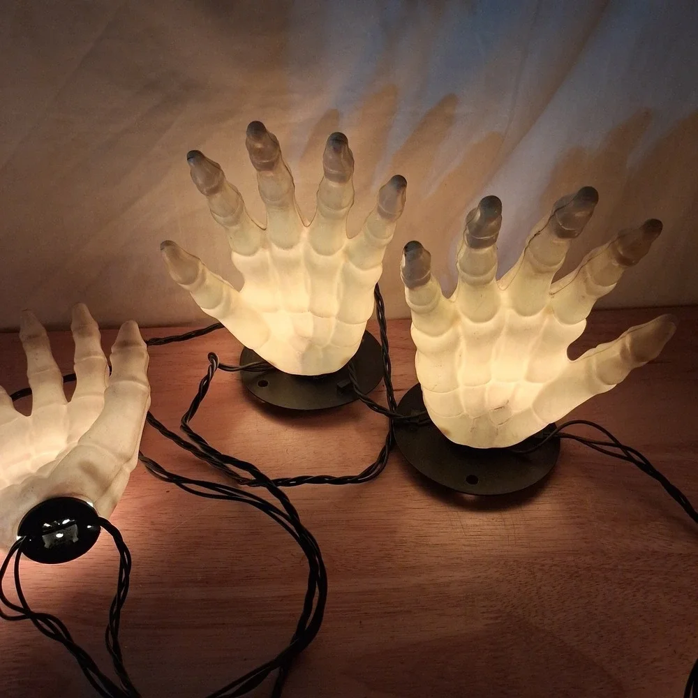 Halloween Blow Mold Skeleton Hands String Light Life Spooky Decor Indoor/Outdoor
